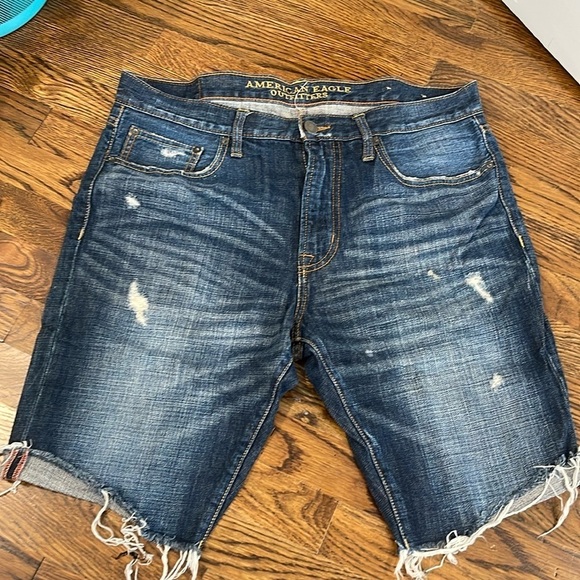 Jean shorts AE knee length - Picture 1 of 4